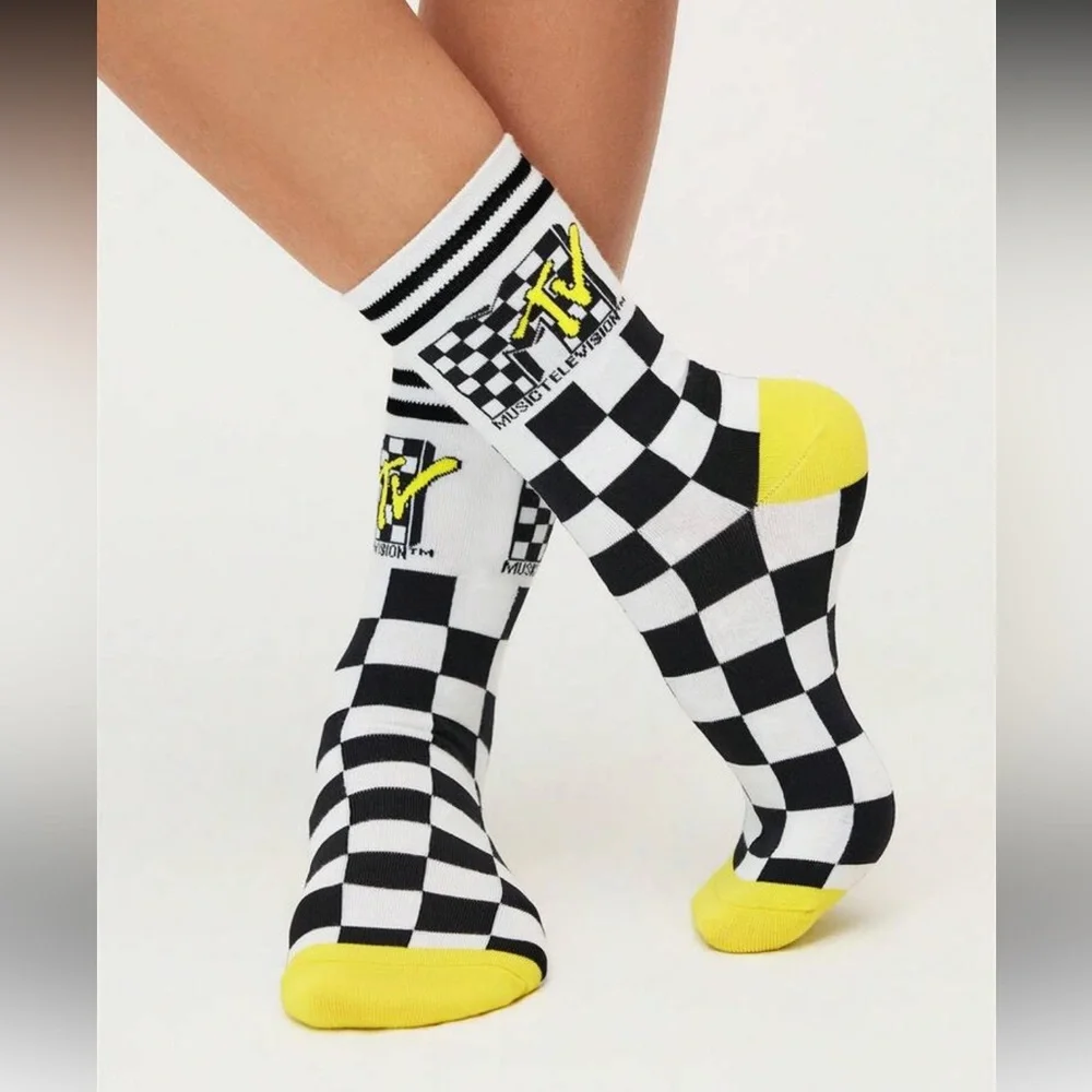 MTV Vintage Checkerboard Crew Socks NEW 🏷️